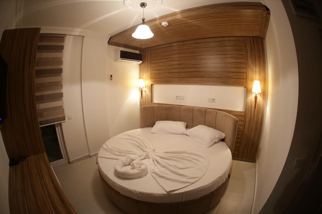 Araucaria Pension Antalya Bilik gambar