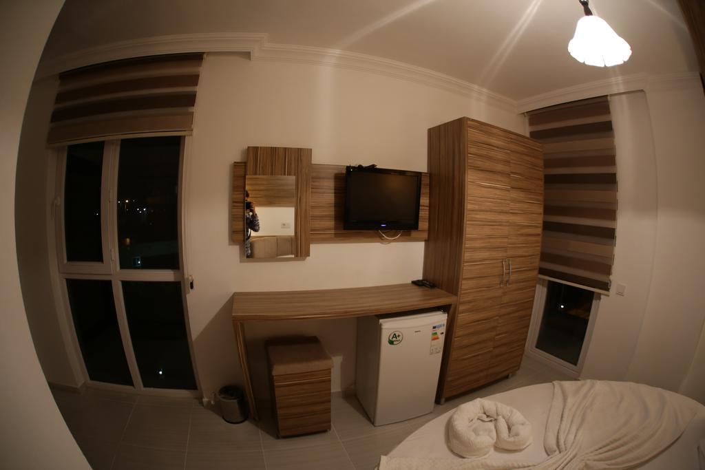 Araucaria Pension Antalya Bilik gambar